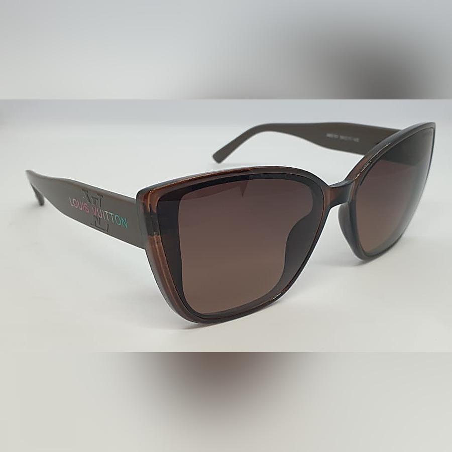 LOUIS VUITTON #15 · Brown — LOUIS VUITTON